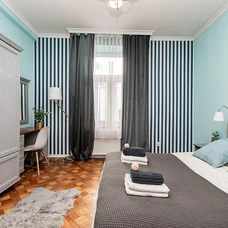 Queens Superior Centrum *